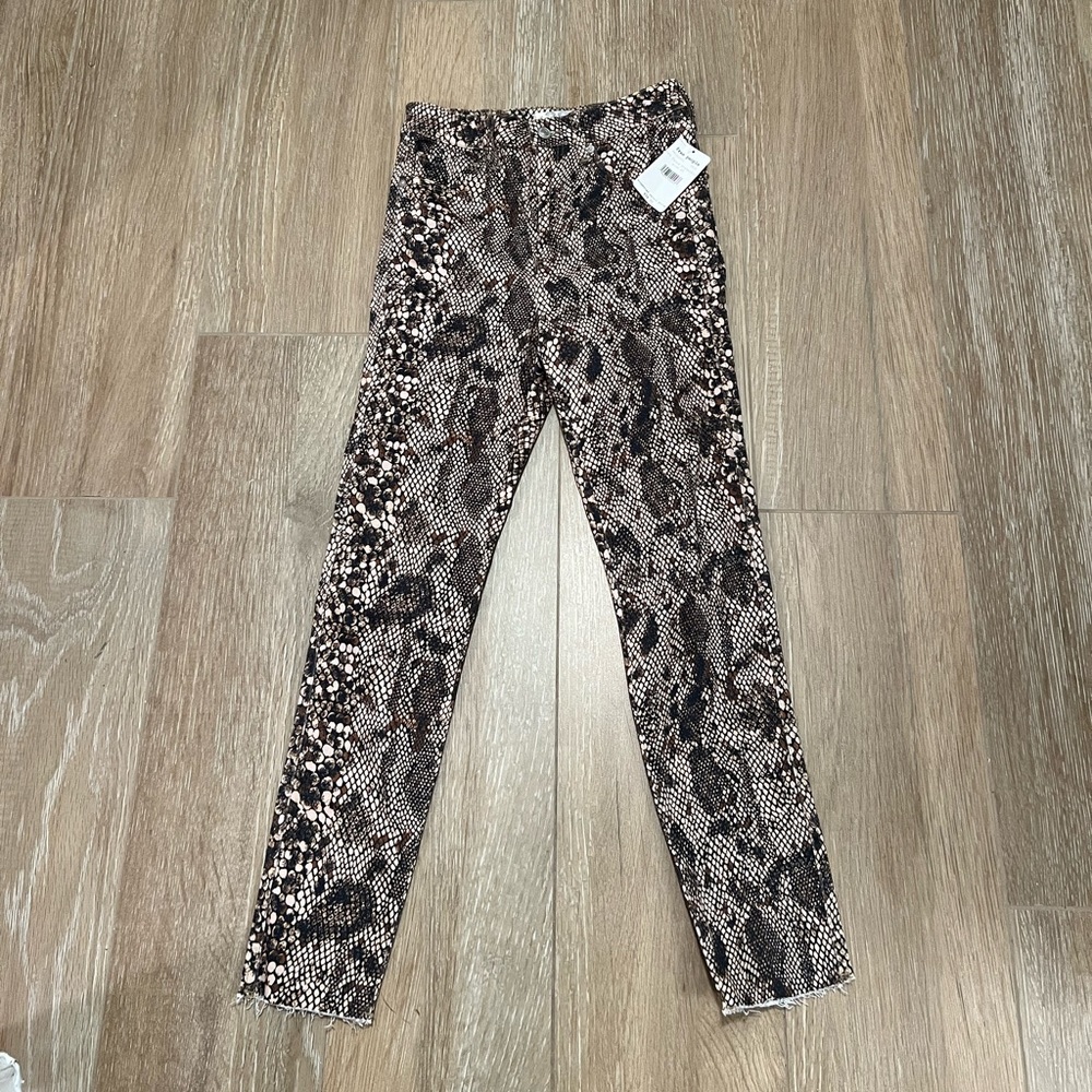 Brand New Free People S 28 Snake Print Skinny Jean